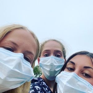 Meet your Posher, Macy